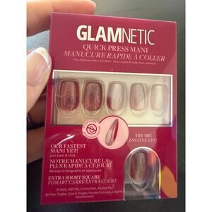 NIB - Glamnetic New Release - Quick Press Mani - Red Allure